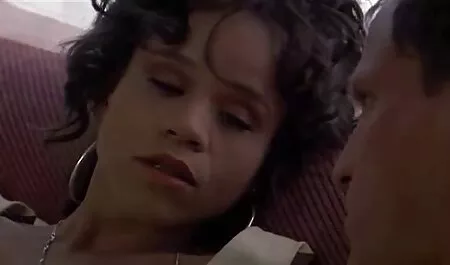 Curly hair babe like stuffed long in hole badonion porn