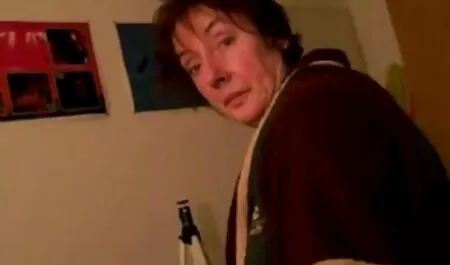 Ex bride fucks hard on clarence milftoon the couch