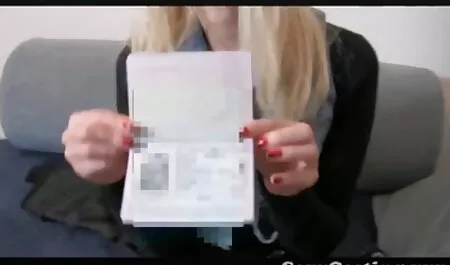 Dyed blonde gives fortnite porn comics a great pov blowjob