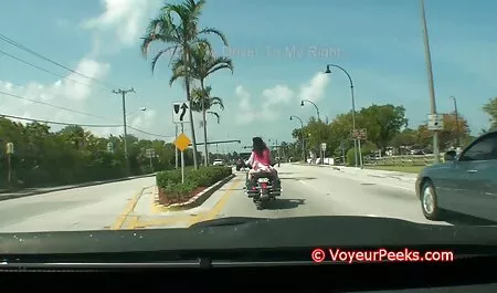 The old woman came with her partner due dc porn comics to work and pray him with a blowjob which in